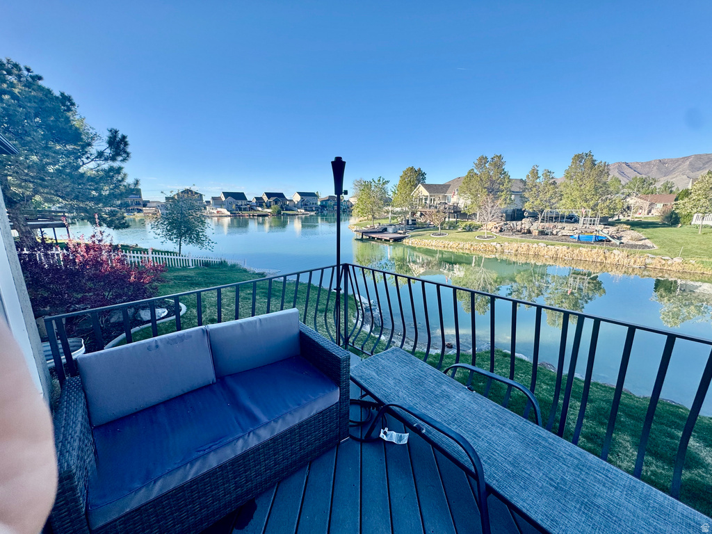 170 LAKEVIEW Stansbury Park, UT 84074