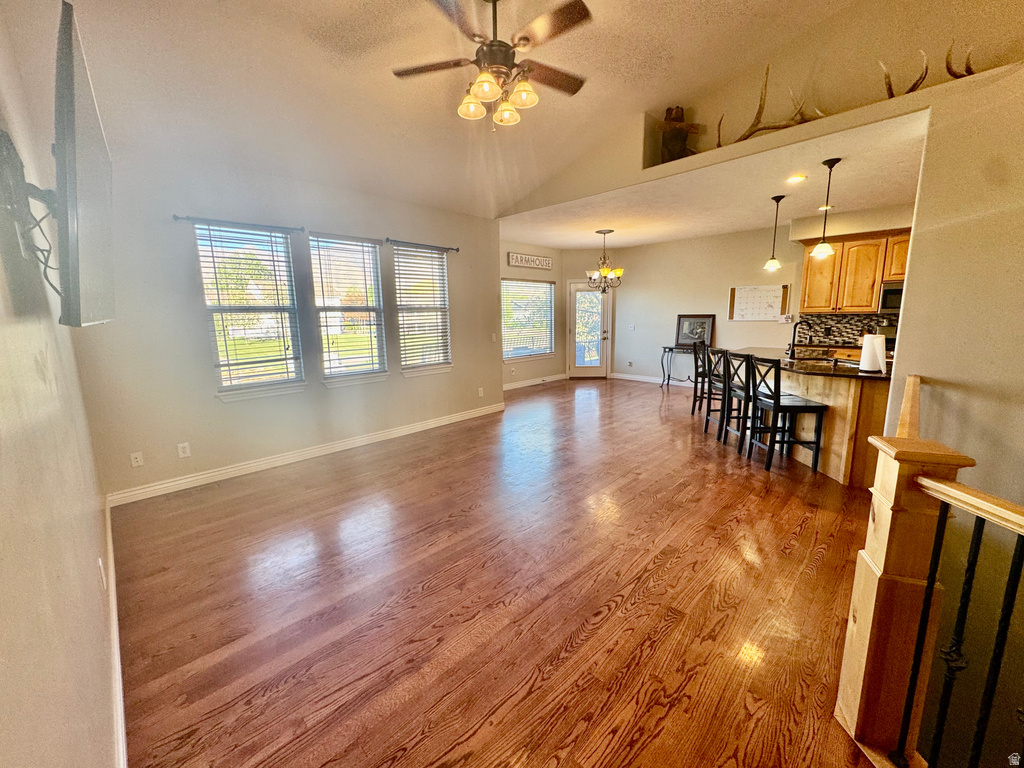 170 LAKEVIEW Stansbury Park, UT 84074