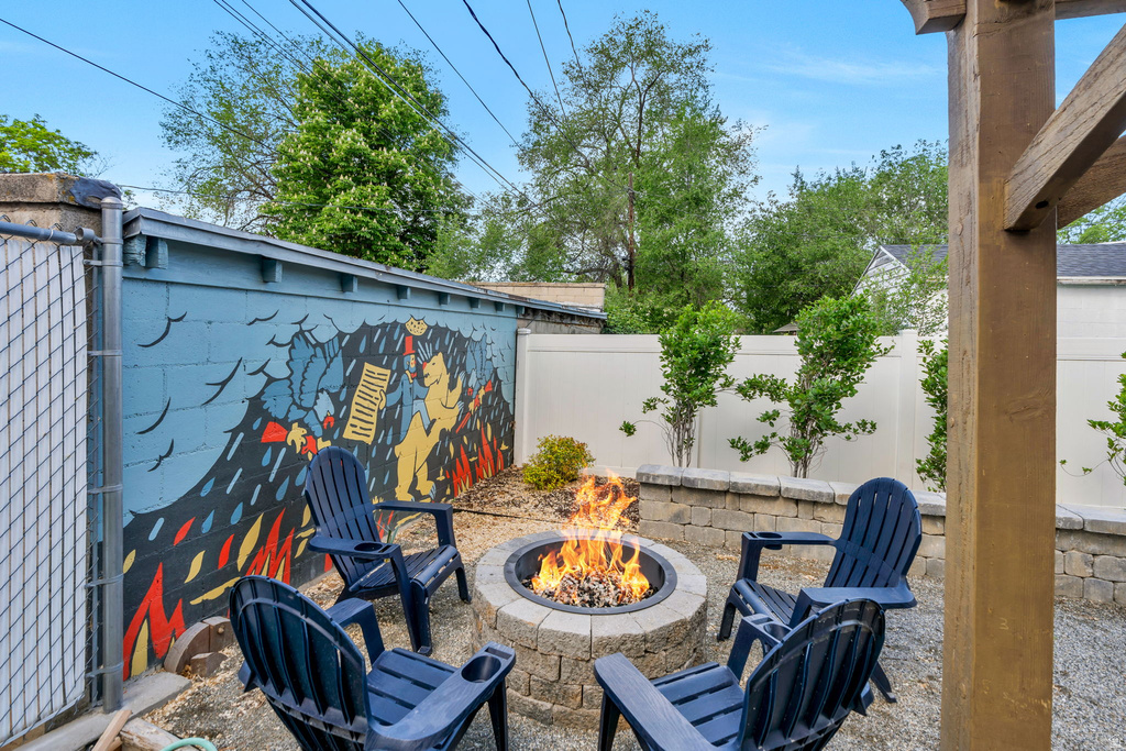 695 N 800 E Provo, UT 84606