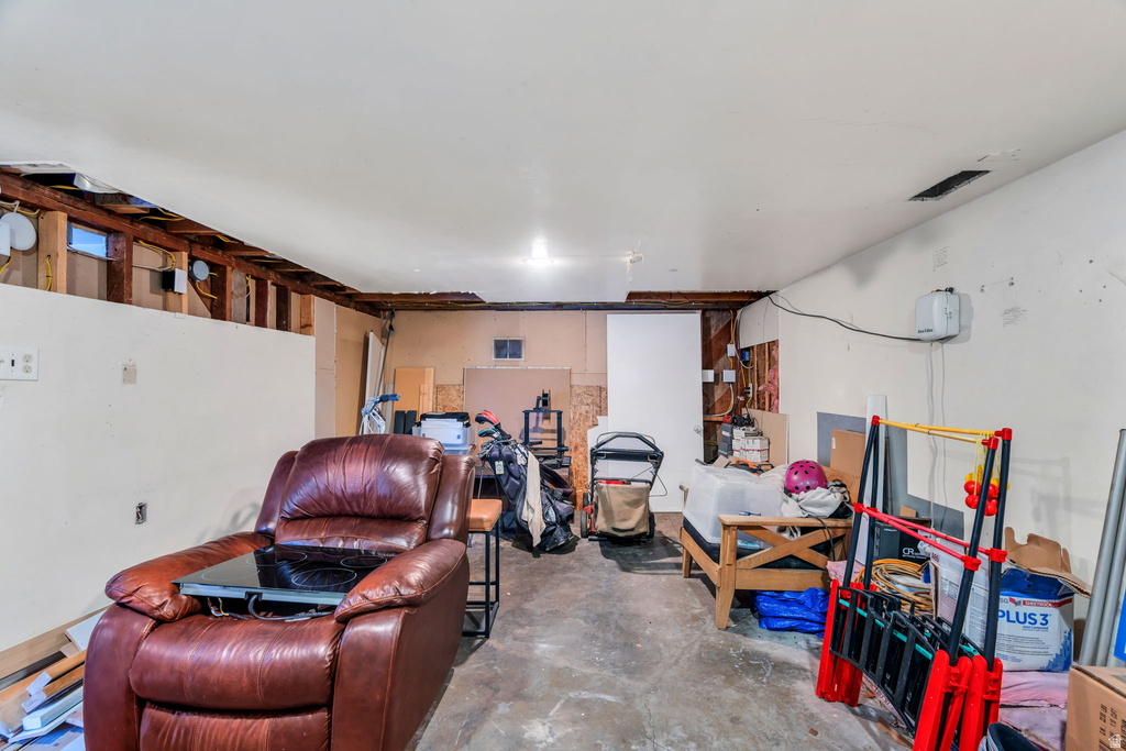 695 N 800 E Provo, UT 84606