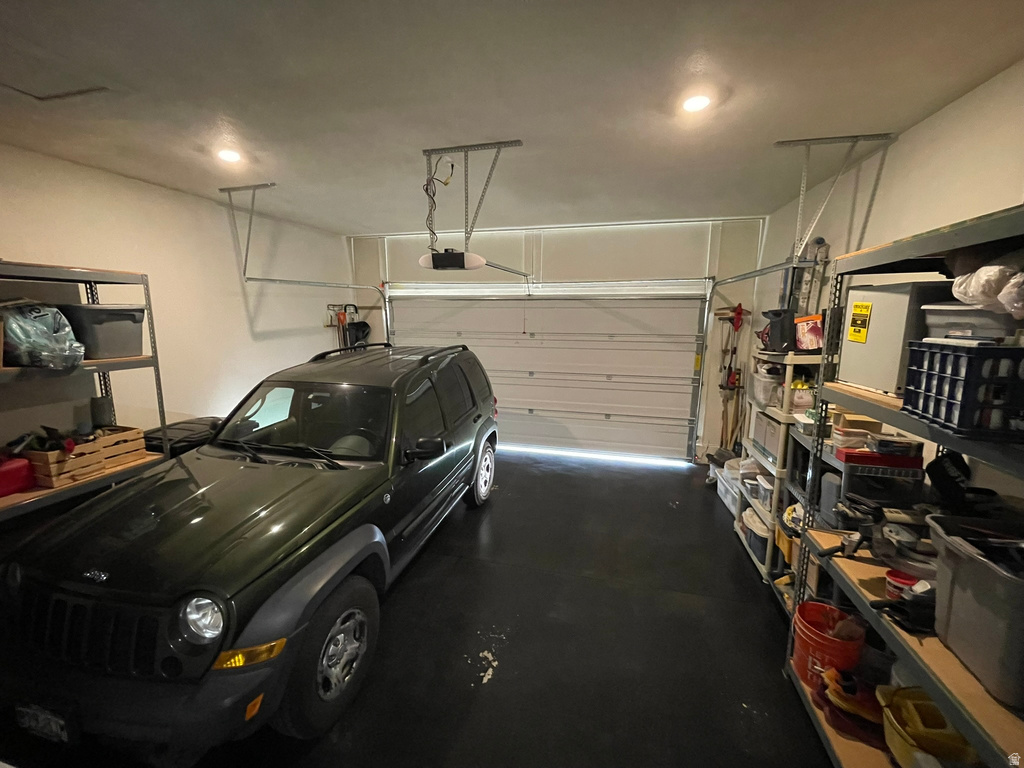 394 W PARKWAY DR Kaysville, UT 84037
