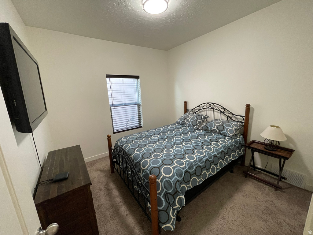 394 W PARKWAY DR Kaysville, UT 84037