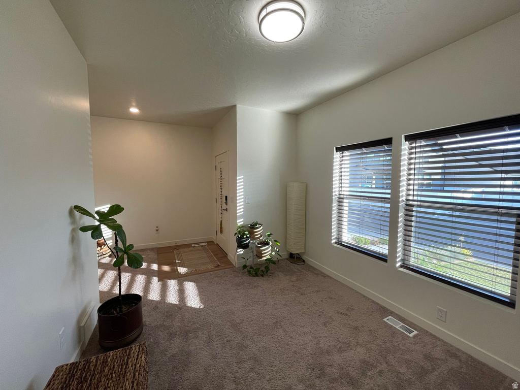 394 W PARKWAY DR Kaysville, UT 84037