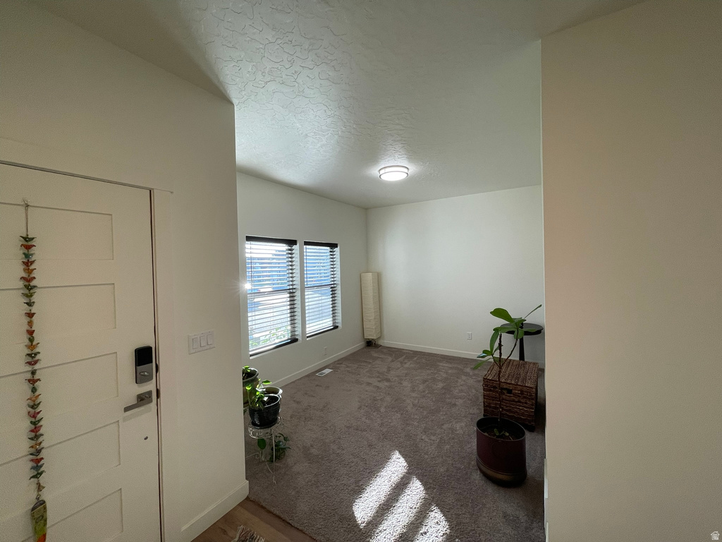 394 W PARKWAY DR Kaysville, UT 84037
