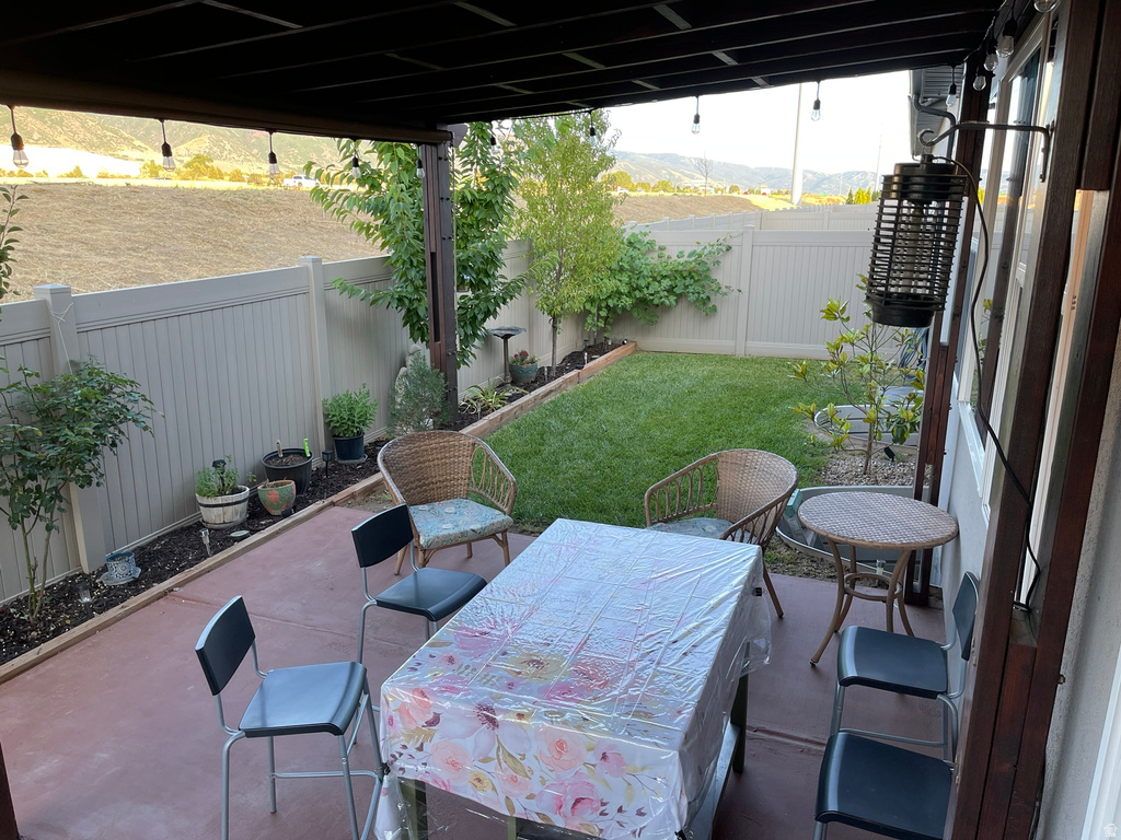 394 W PARKWAY DR Kaysville, UT 84037