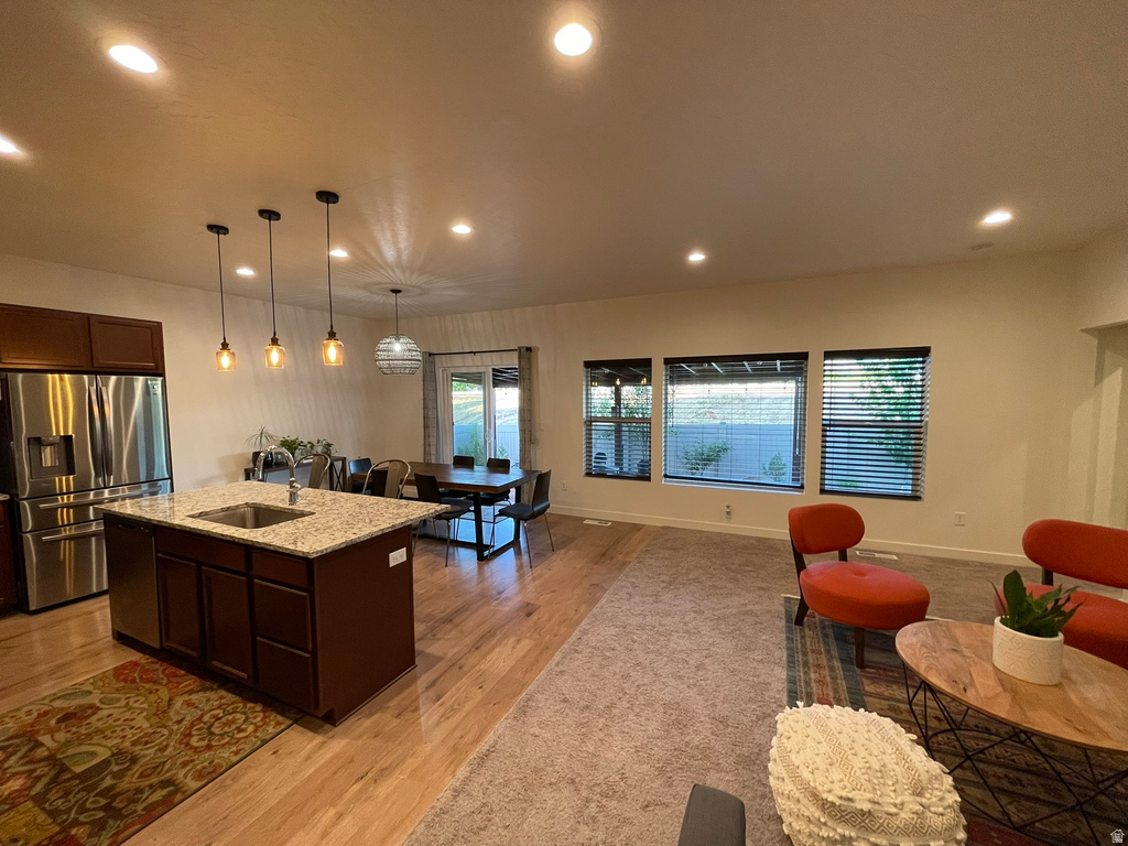394 W PARKWAY DR Kaysville, UT 84037