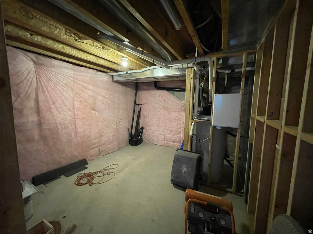 394 W PARKWAY DR Kaysville, UT 84037