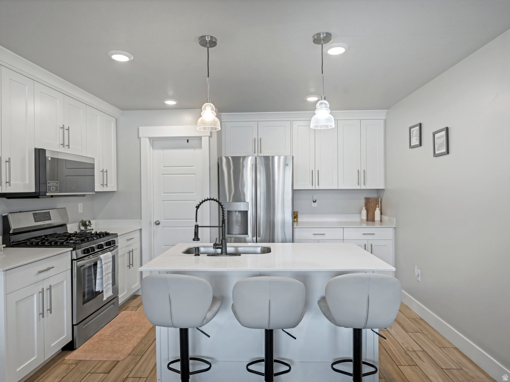 6534 S ASPEN LN South Weber, UT 84405