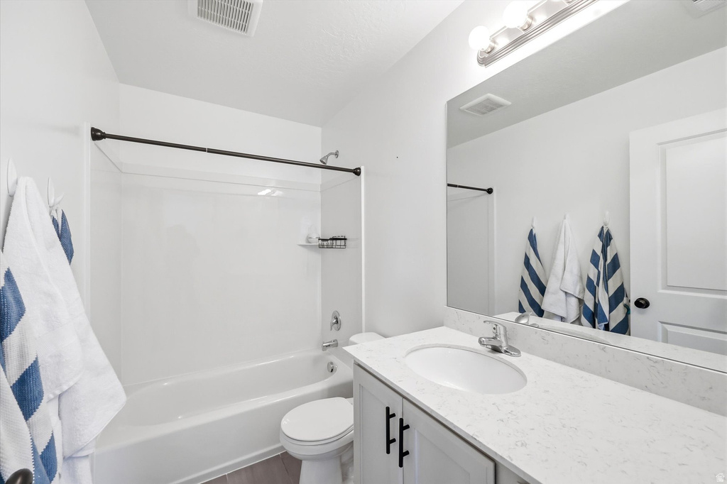 1715 S SAWTOOTH BLVD Santaquin, UT 84655