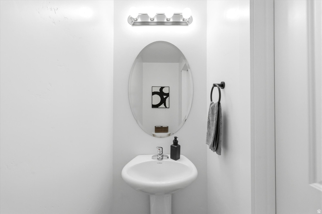 1715 S SAWTOOTH BLVD Santaquin, UT 84655