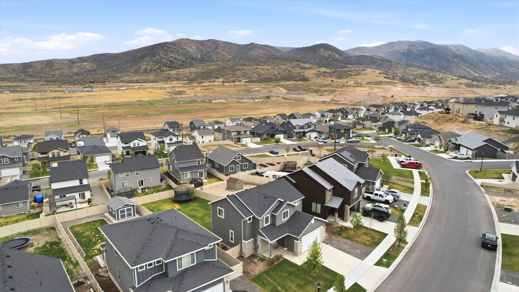 1715 S SAWTOOTH BLVD Santaquin, UT 84655