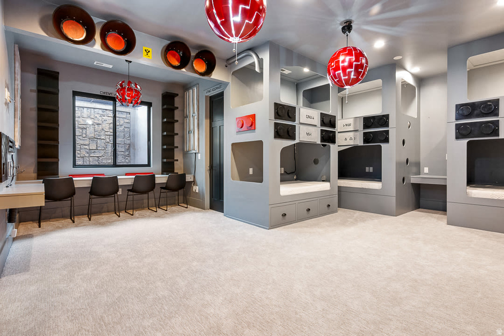 11 E CROSS HILL LN Sandy, UT 84092