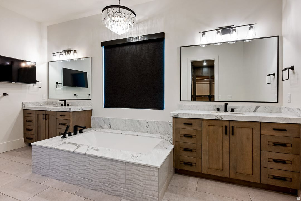 11 E CROSS HILL LN Sandy, UT 84092