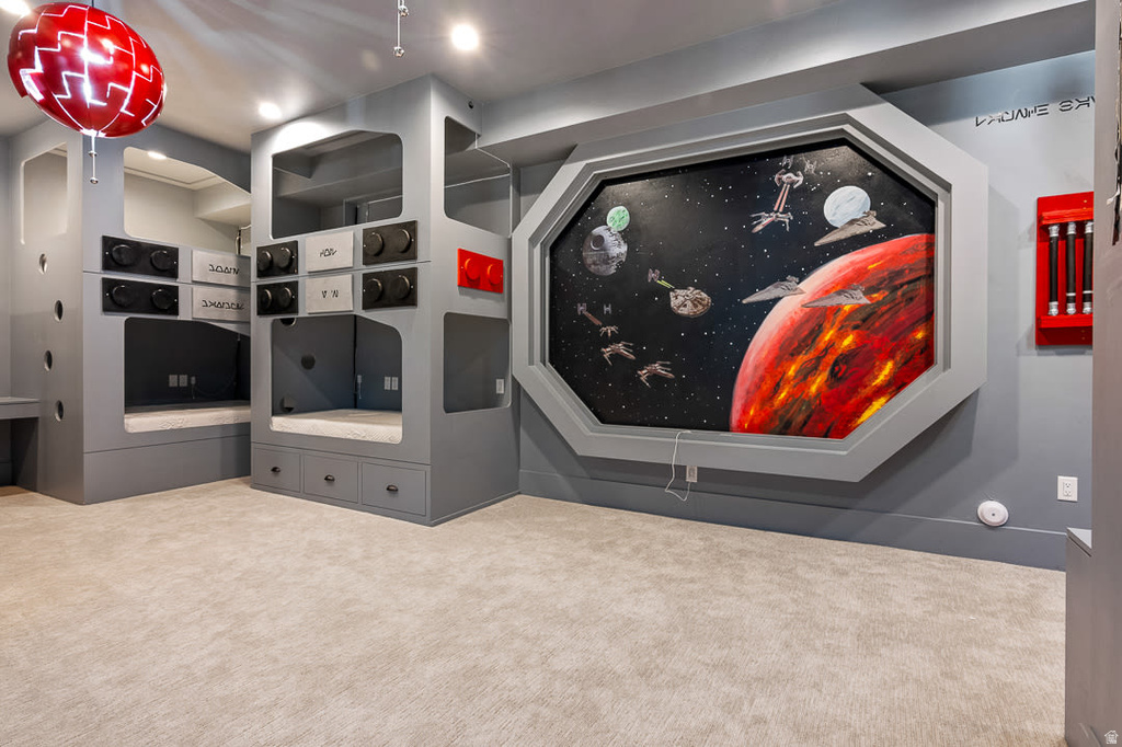 11 E CROSS HILL LN Sandy, UT 84092