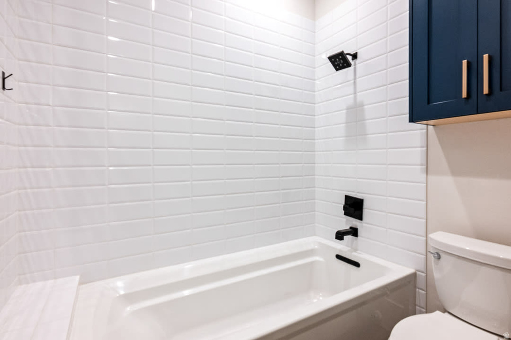 11 E CROSS HILL LN Sandy, UT 84092