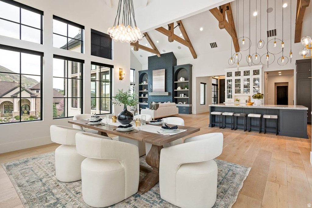 11 E CROSS HILL LN Sandy, UT 84092