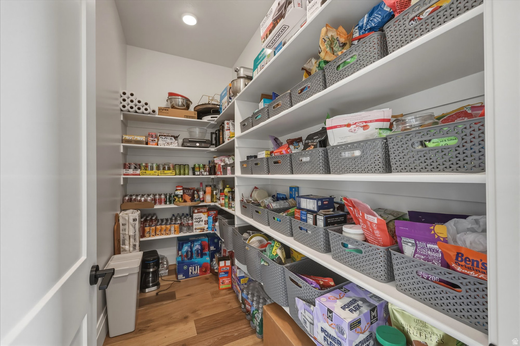 6944 W RESTLESS RD South Jordan, UT 84009