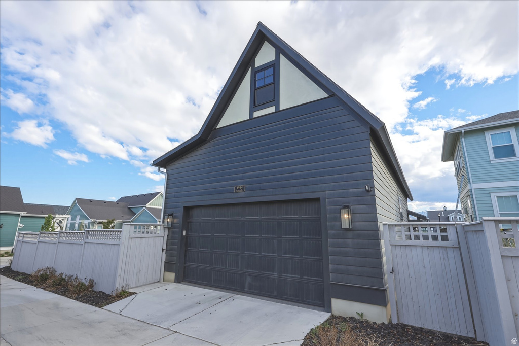 6944 W RESTLESS RD South Jordan, UT 84009