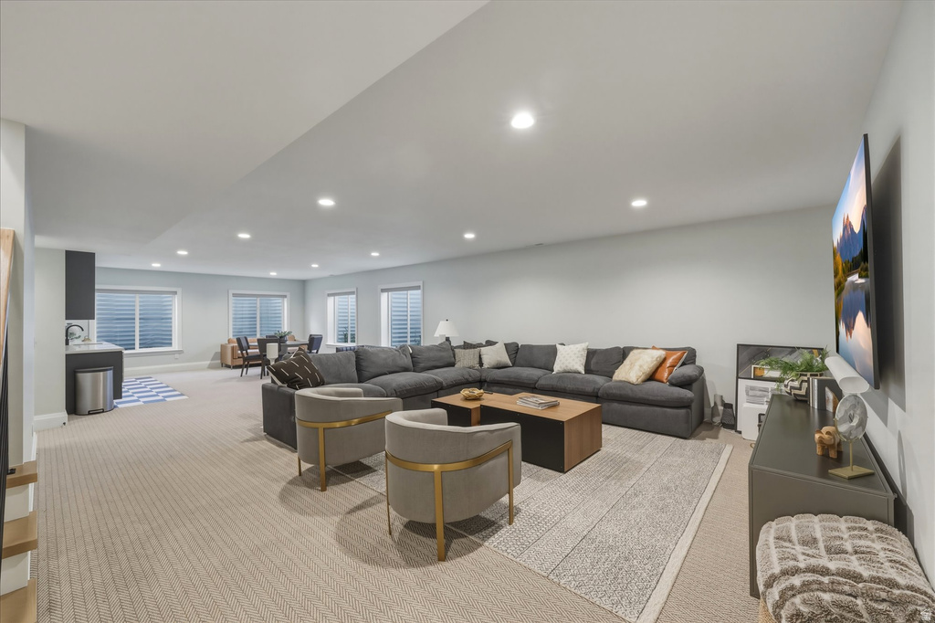 6944 W RESTLESS RD South Jordan, UT 84009