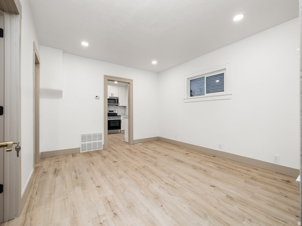 3840 S MCCALL ST Salt Lake City, UT 84115