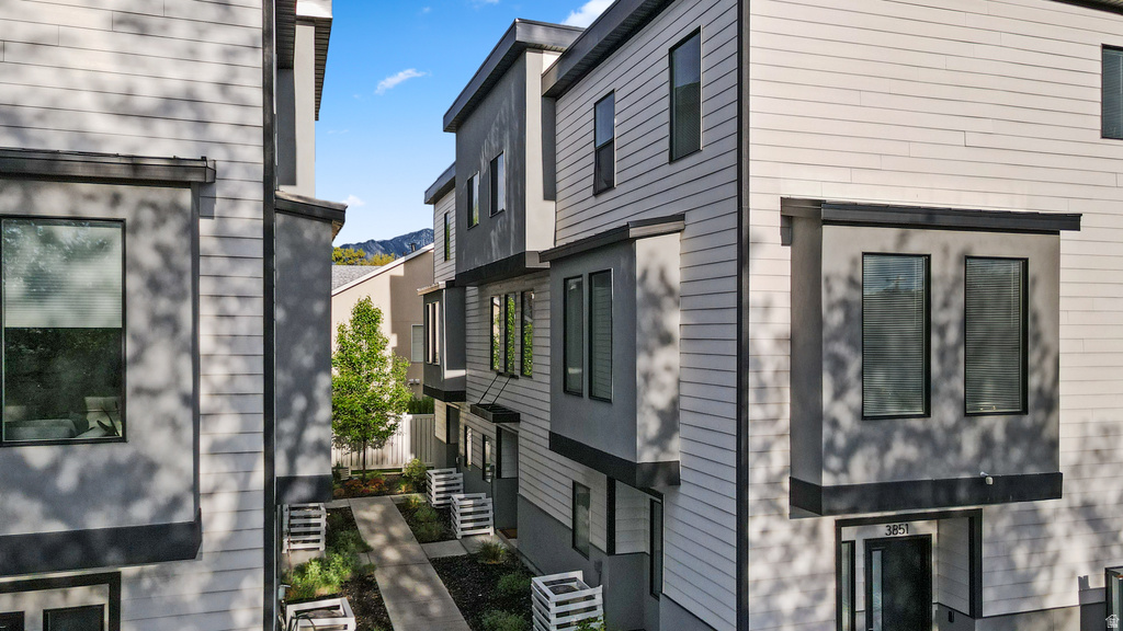 3853 S GRANITE LOFTS LN Millcreek, UT 84107