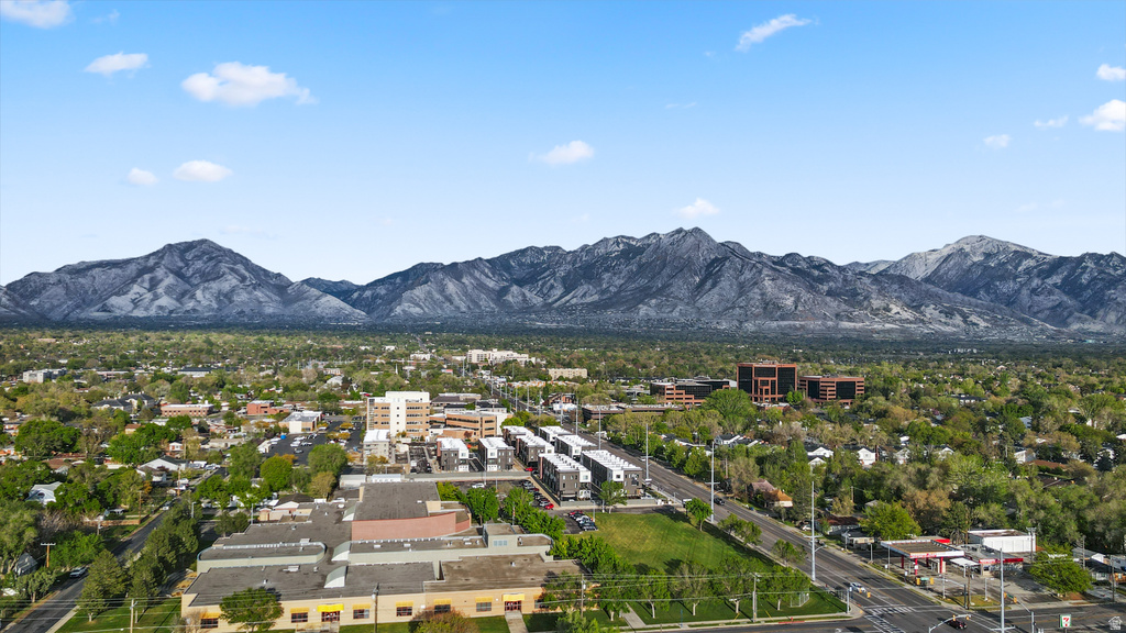 3853 S GRANITE LOFTS LN Millcreek, UT 84107