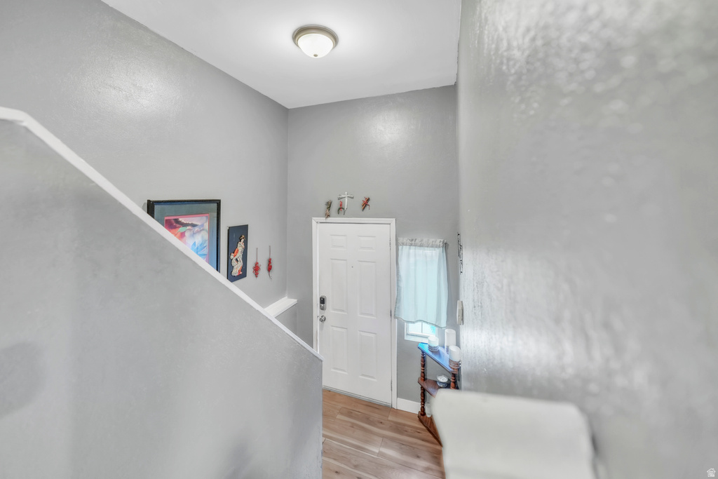 6828 W COPPERHILL DR West Valley City, UT 84128