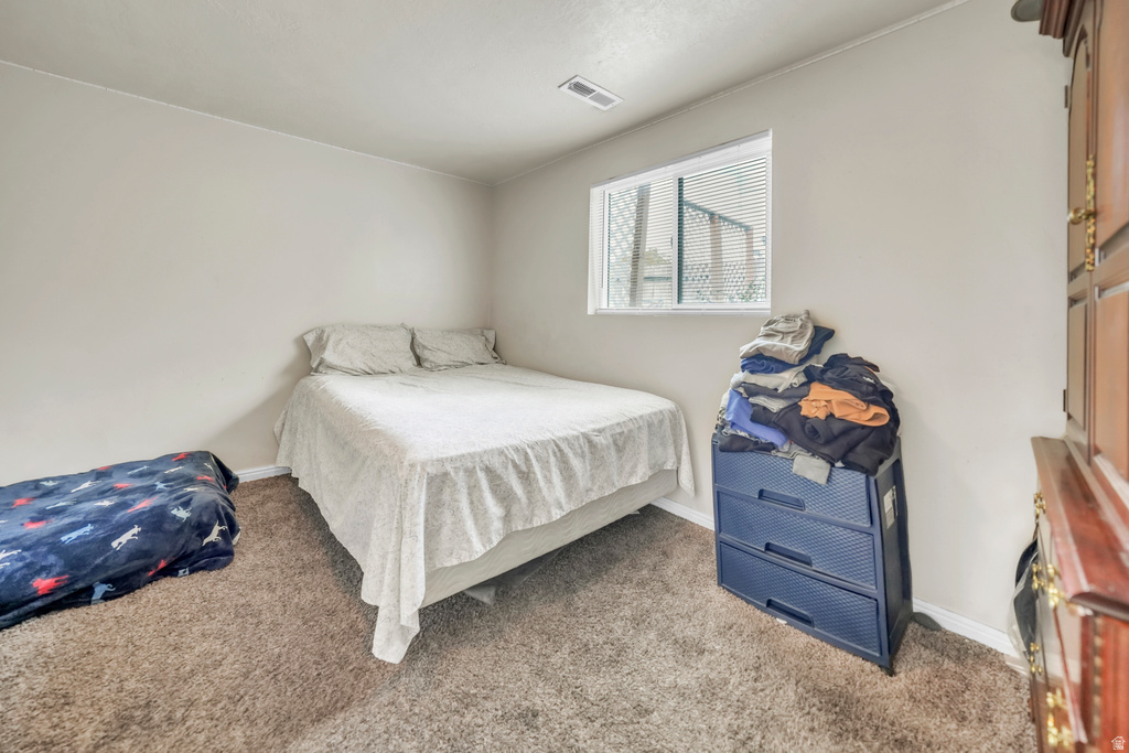 6828 W COPPERHILL DR West Valley City, UT 84128