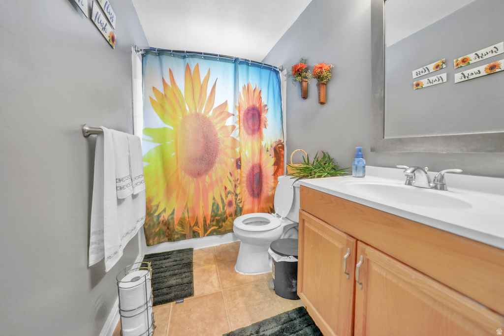 6828 W COPPERHILL DR West Valley City, UT 84128