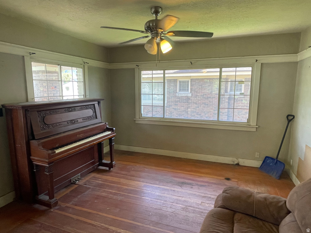 733 OGDEN AVE Ogden, UT 84404