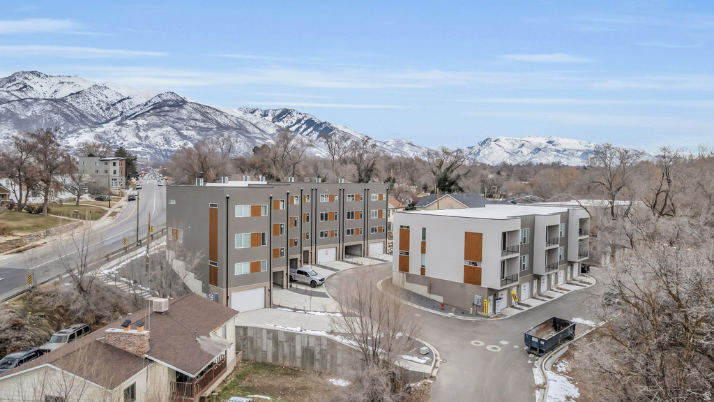 239 E BURCH CREEK PL South Ogden, UT 84405