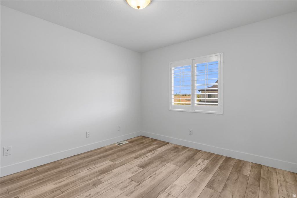 5286 W BARNSBURY LN West Valley City, UT 84120