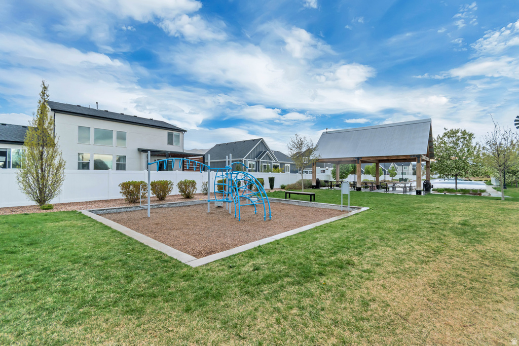 492 FOX CHASE LN Saratoga Springs, UT 84045