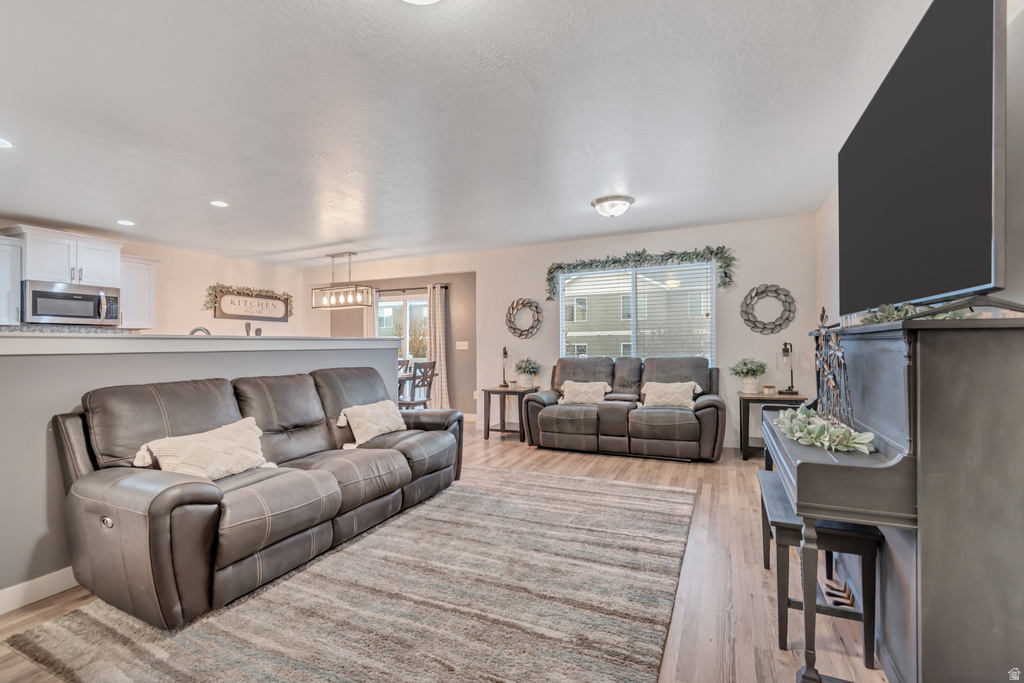 492 FOX CHASE LN Saratoga Springs, UT 84045