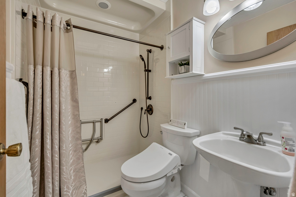 1498 E MOUNT MANOR CIR Cottonwood Heights, UT 84121