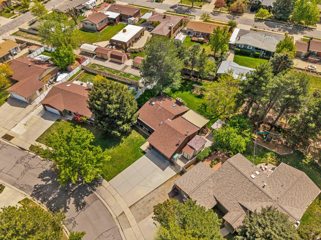 1498 E MOUNT MANOR CIR Cottonwood Heights, UT 84121