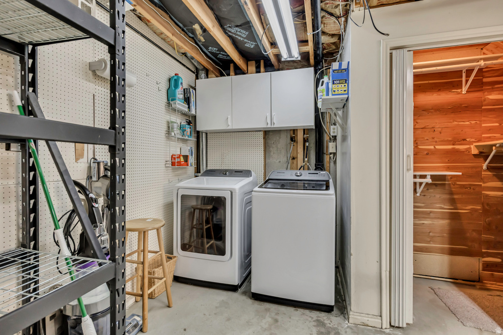 1498 E MOUNT MANOR CIR Cottonwood Heights, UT 84121