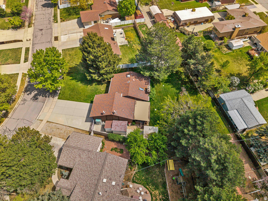 1498 E MOUNT MANOR CIR Cottonwood Heights, UT 84121