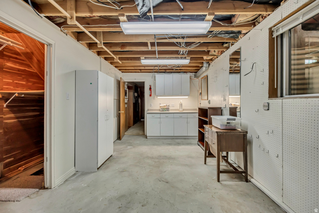 1498 E MOUNT MANOR CIR Cottonwood Heights, UT 84121