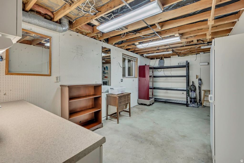 1498 E MOUNT MANOR CIR Cottonwood Heights, UT 84121