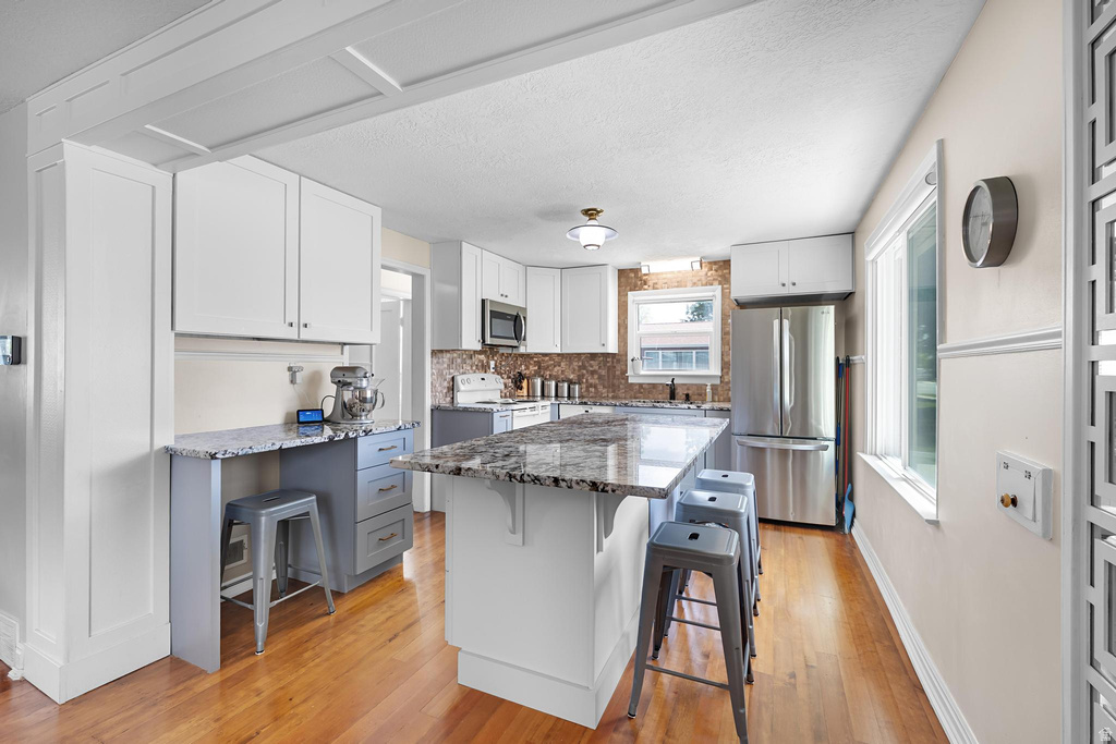 180 N 400 E Lehi, UT 84043