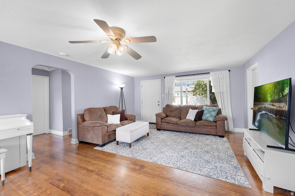 180 N 400 E Lehi, UT 84043
