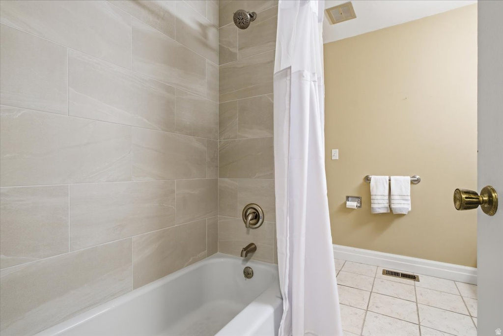 2677 E GRANDVIEW DR Sandy, UT 84092