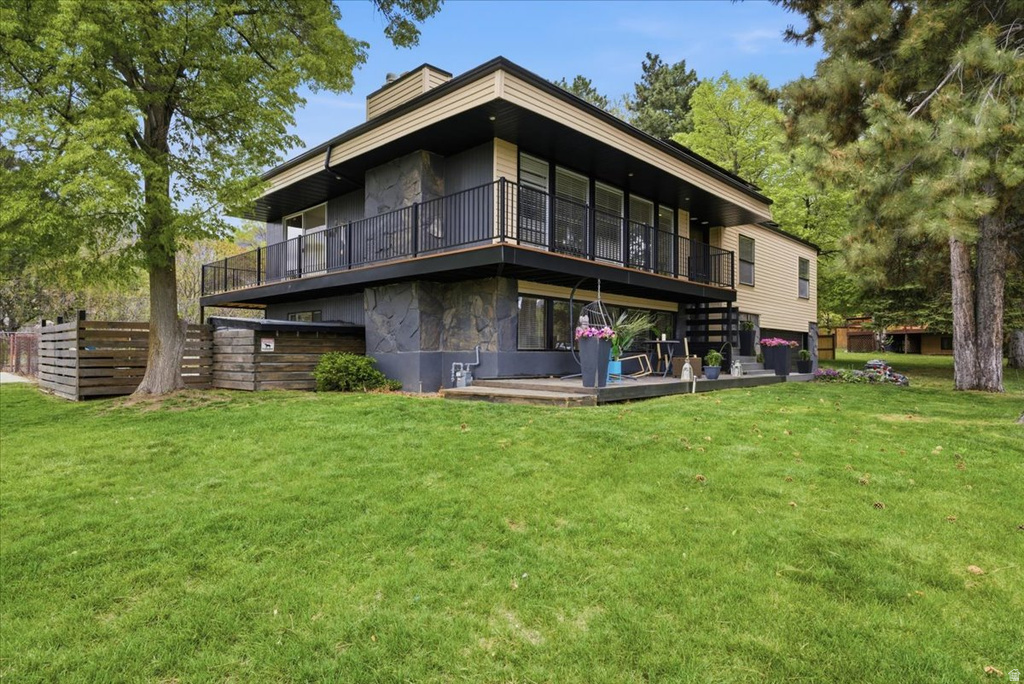 2677 E GRANDVIEW DR Sandy, UT 84092