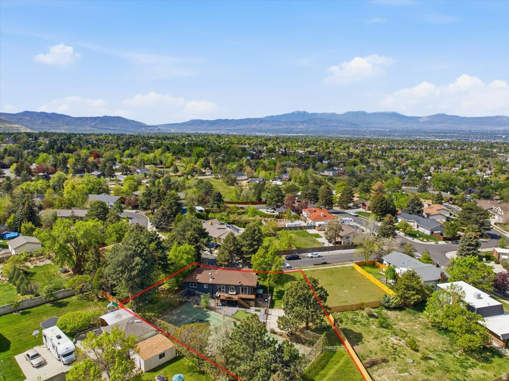 2677 E GRANDVIEW DR Sandy, UT 84092