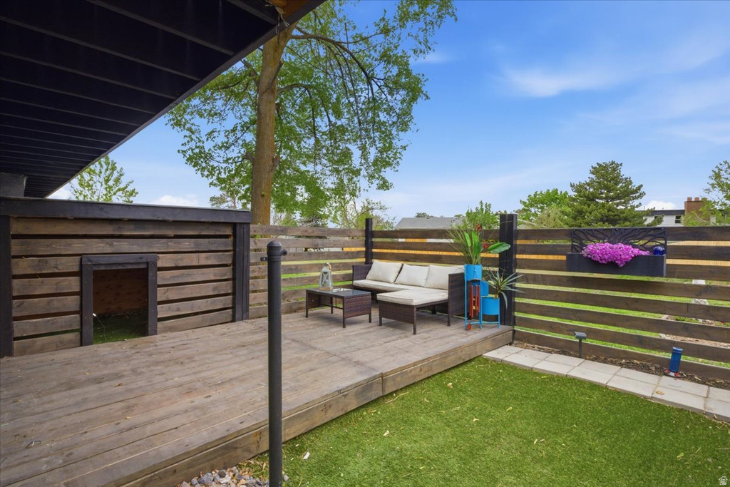 2677 E GRANDVIEW DR Sandy, UT 84092