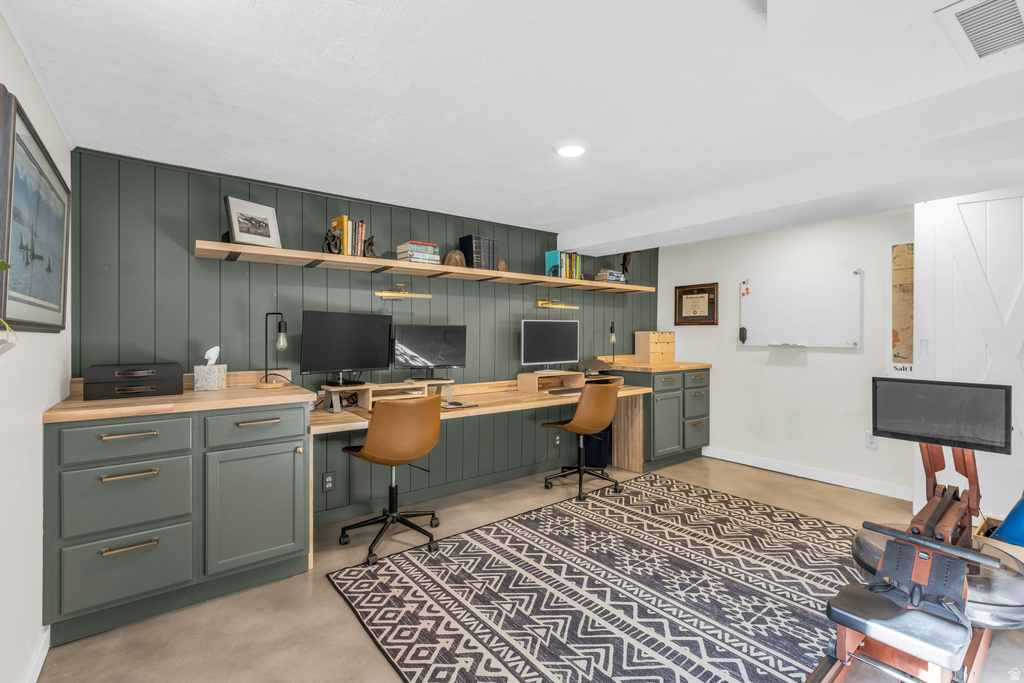 1753 E BRYAN AVE Salt Lake City, UT 84108