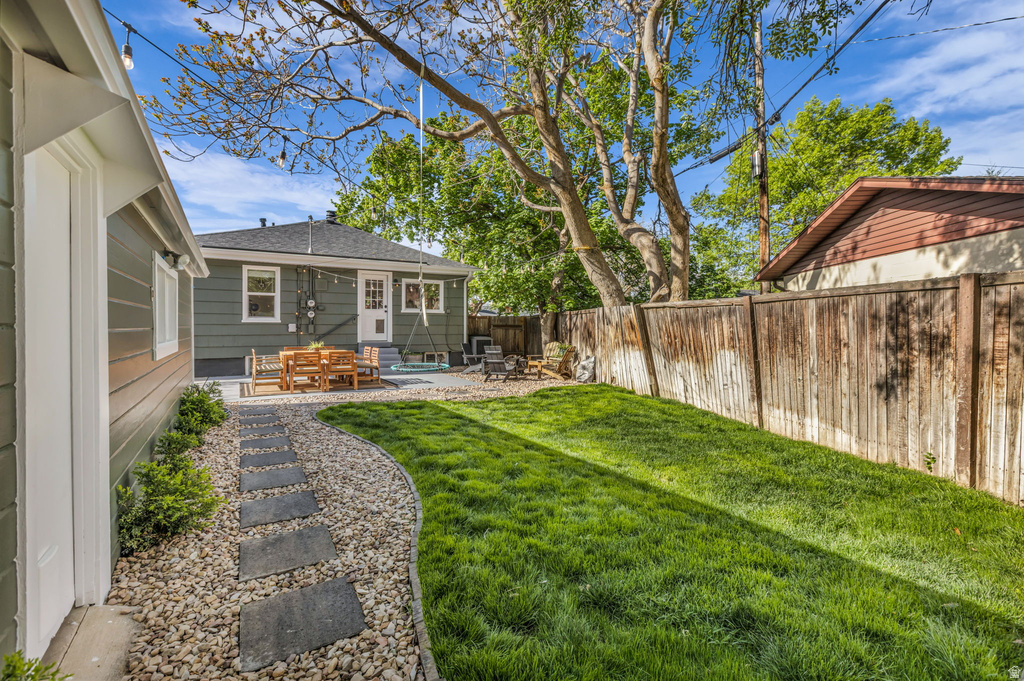 1753 E BRYAN AVE Salt Lake City, UT 84108