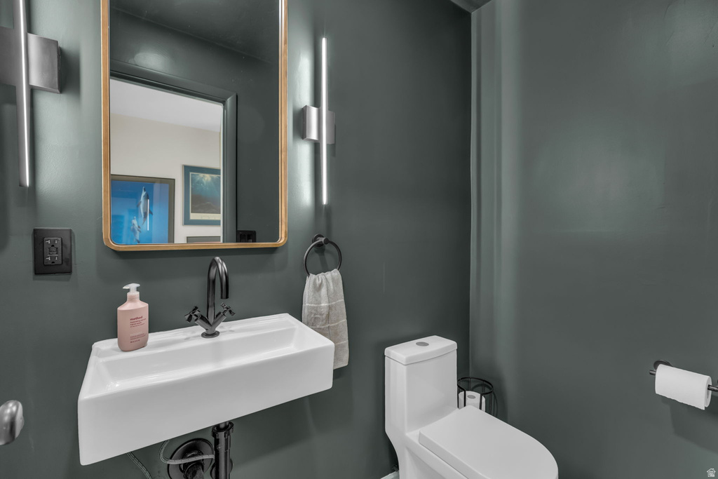 1753 E BRYAN AVE Salt Lake City, UT 84108