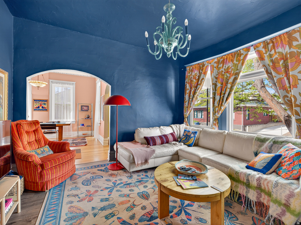 767 S ROBERTA ST Salt Lake City, UT 84111